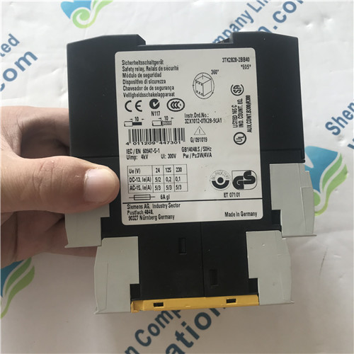 SIEMENS 3TK2828-2BB40 SIRIUS safety relay with relay enabling circuits (EC) 24 V DC