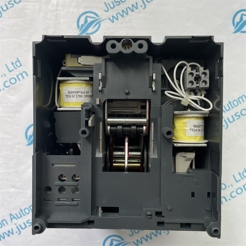Schneider LV432643 standard motor mechanism module MT400/630, ComPact NSX400/630, 24/30 VDC
