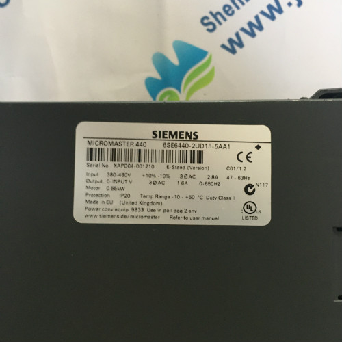 Siemens 6SE6440-2UD15-5AA1 MICROMASTER 440 without filter 380-480 V 3 AC +10/-10% 47-63 Hz constant torque 0.55 kW overload 150% 60 s, 